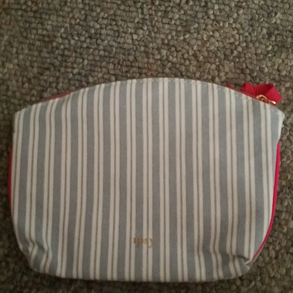 Womens ipsy makeup bag